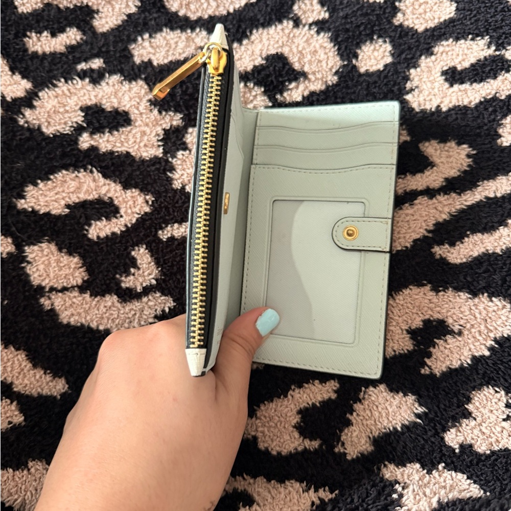 Kate Spade Matchbox wallet - Picture 3 of 5